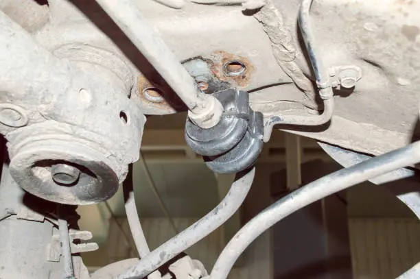 స్వే బార్ బషింగ్ లక్షణాలు & నిర్ధారణ 2025 - చిన్న శబ్దాలు పెద్ద సమస్యలుగా మారనివ్వవద్దు