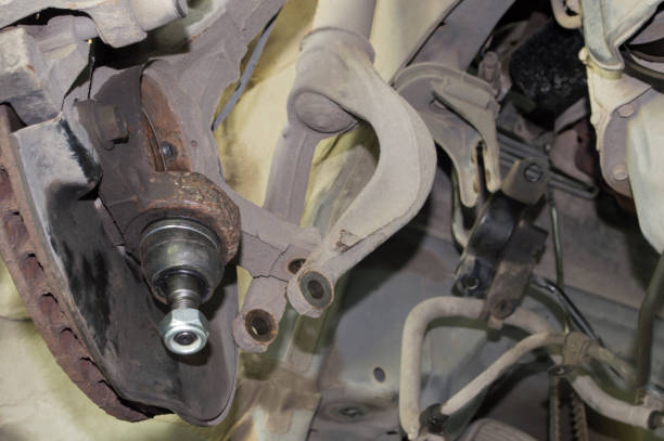 రోల్ యాంగిల్ మరియు రోల్ స్టిఫ్‌నెస్ డిస్ట్రిబ్యూషన్‌లో కంట్రోల్ ఆర్మ్ బుషింగ్‌ల పాత్ర