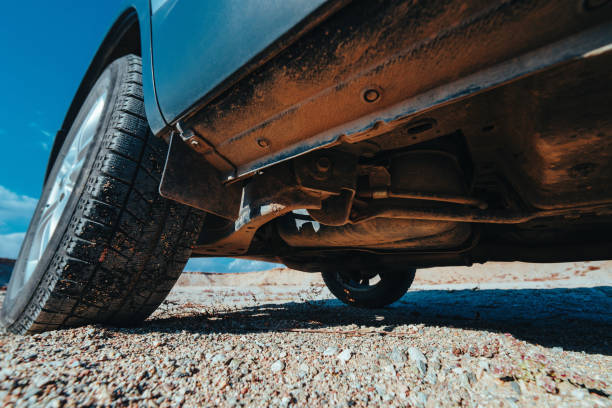 ఆటోమోటివ్ సస్పెన్షన్ సిస్టమ్‌లలో రబ్బరు బుషింగ్‌ల అలసట లక్షణాలను ఇంజనీర్లు ఎలా విశ్లేషిస్తారు?